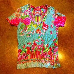 Beautiful Johnny Was top. EUC